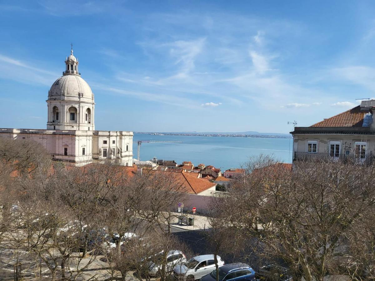 Pilar - Alfama River View Apartment Lisbon